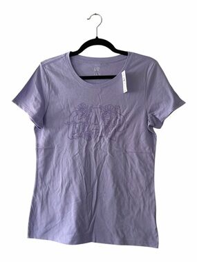 GAP Lavender Graphic Crewneck Tee Women’s Size Medium NEW Short Sleeves T Shirt